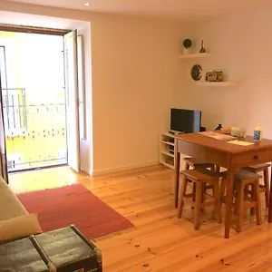 Cozy In Mouraria With Ac Appartement